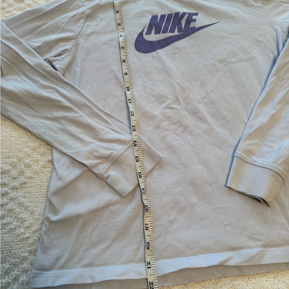 Nike Long-Sleeve T-Shirt Light Purple - Picture 3 of 4